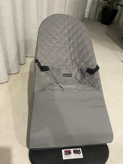 Baby bouncer with detachable toy bar