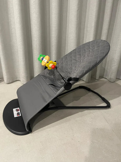 Baby bouncer with detachable toy bar