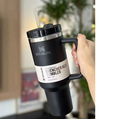 Stanley Quencher H2.0 Flow State Tumbler 40oz Cup - Black